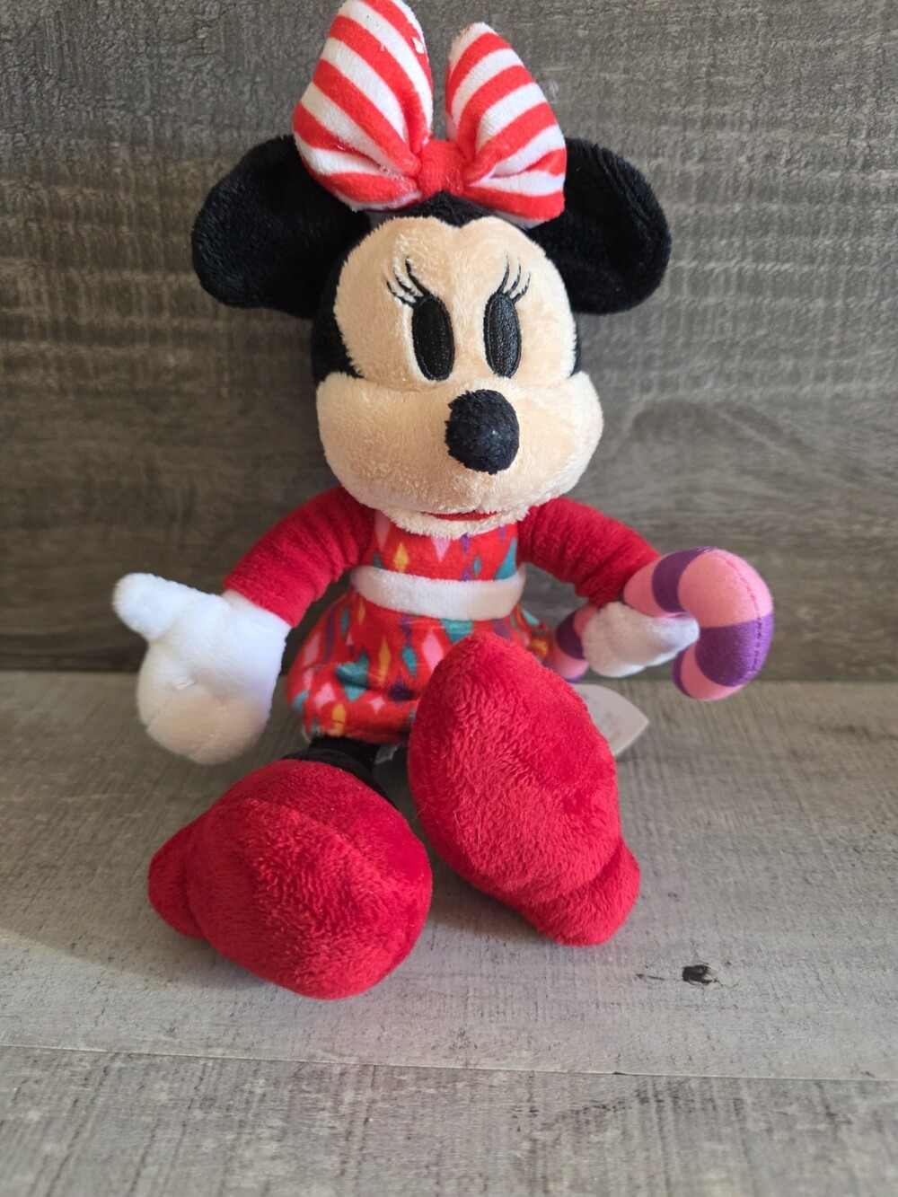 Christmas Winter Holiday Festive Minnie Mouse Plush Disney Store Original b228